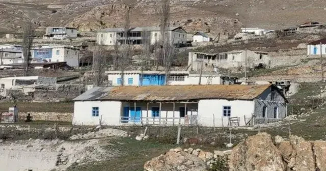 Kəndlər boşalır: Torpaqlar sahibsiz qalır