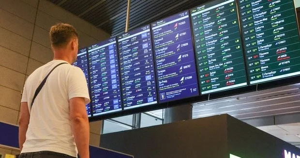 В московских аэропортах сбой системы: отменены около 500 рейсов