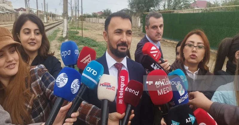 Kürdəxanı, Saray, Fatmayı, Binəqədi və Güzdəkdə dəmiryolu stansiyalarının yaradılması nəzərdə tutulur