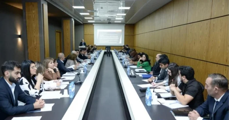 Azərbaycanda sənaye statistikası üzrə hesabatlılıq müzakirə edilib
