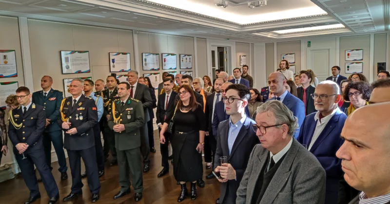 Parisdə Azərbaycanın fəxri təltiflərinə dair kitabın təqdimatı olub