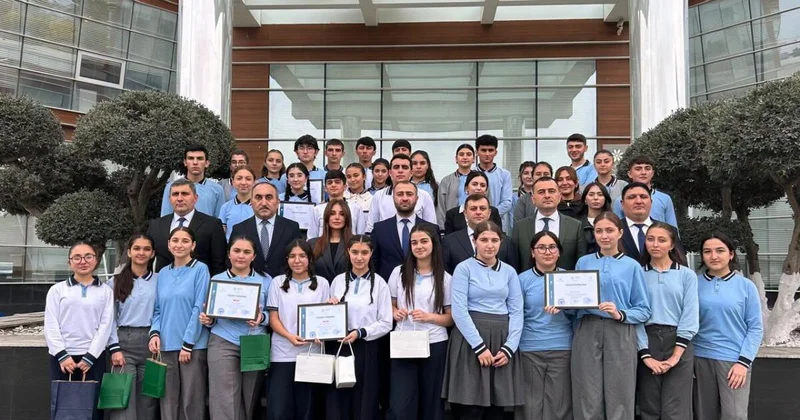 Şəmkirdə “Zəfər Salnaməsi” adlı intellektual bilik yarışı keçirilib FOTOLAR