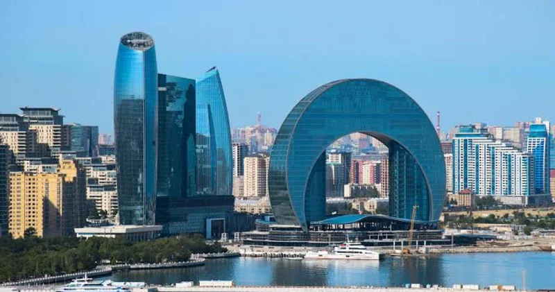 Какой будет погода в Баку в последний день октября?