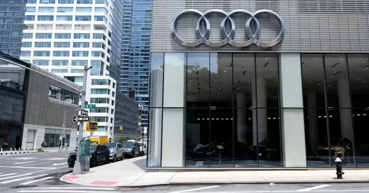 Audi nin mənfəəti 7 dəfədən çox azalıb