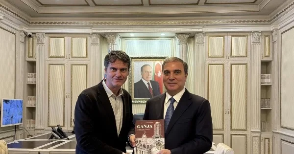 Gəncənin müasir işıqlandırılması imkanları müzakirə olunub