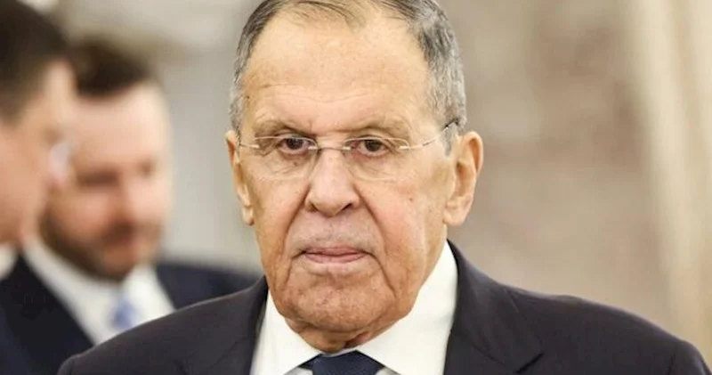 Lavrovla şəkil çəkdirmək istəmədilər Ənənəvi birgə fotonu ləğv etdilər