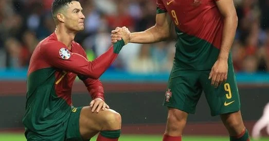 Ronaldo qayıtsa, onu mehribanlıqla qarşılayacağıq Portuqaliya yığmasının hücumçusu