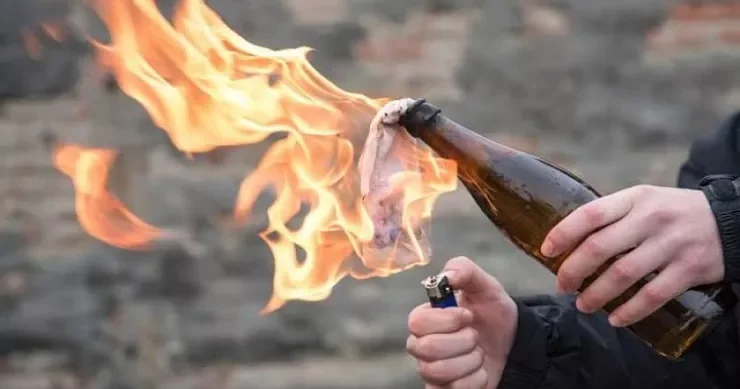 Azərbaycanda ŞOK: məktəbə “Molotov kokteyli” atdılar