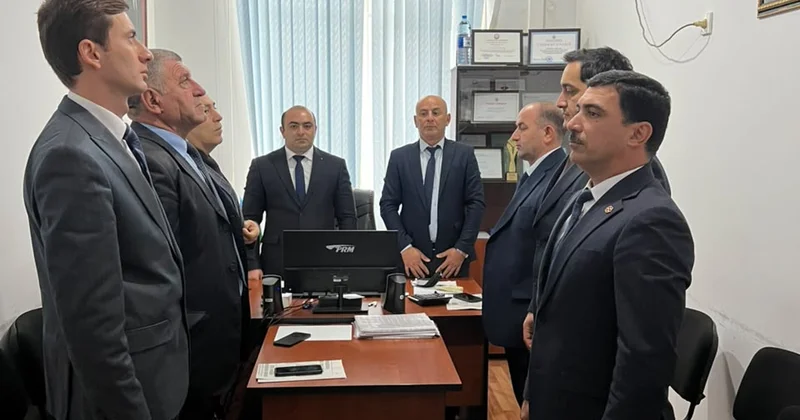 YAP ın VIII Qurultayından irəli gələn çağırışlar partiya üzvləri ilə müzakirə edilib FOTO