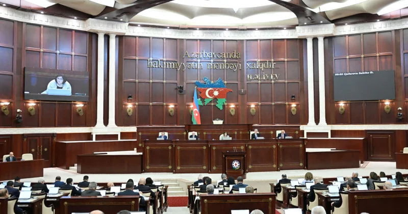 Pulsuz hüquqi yardımla bağlı yeni qanun layihəsi müzakirəyə çıxarılıb