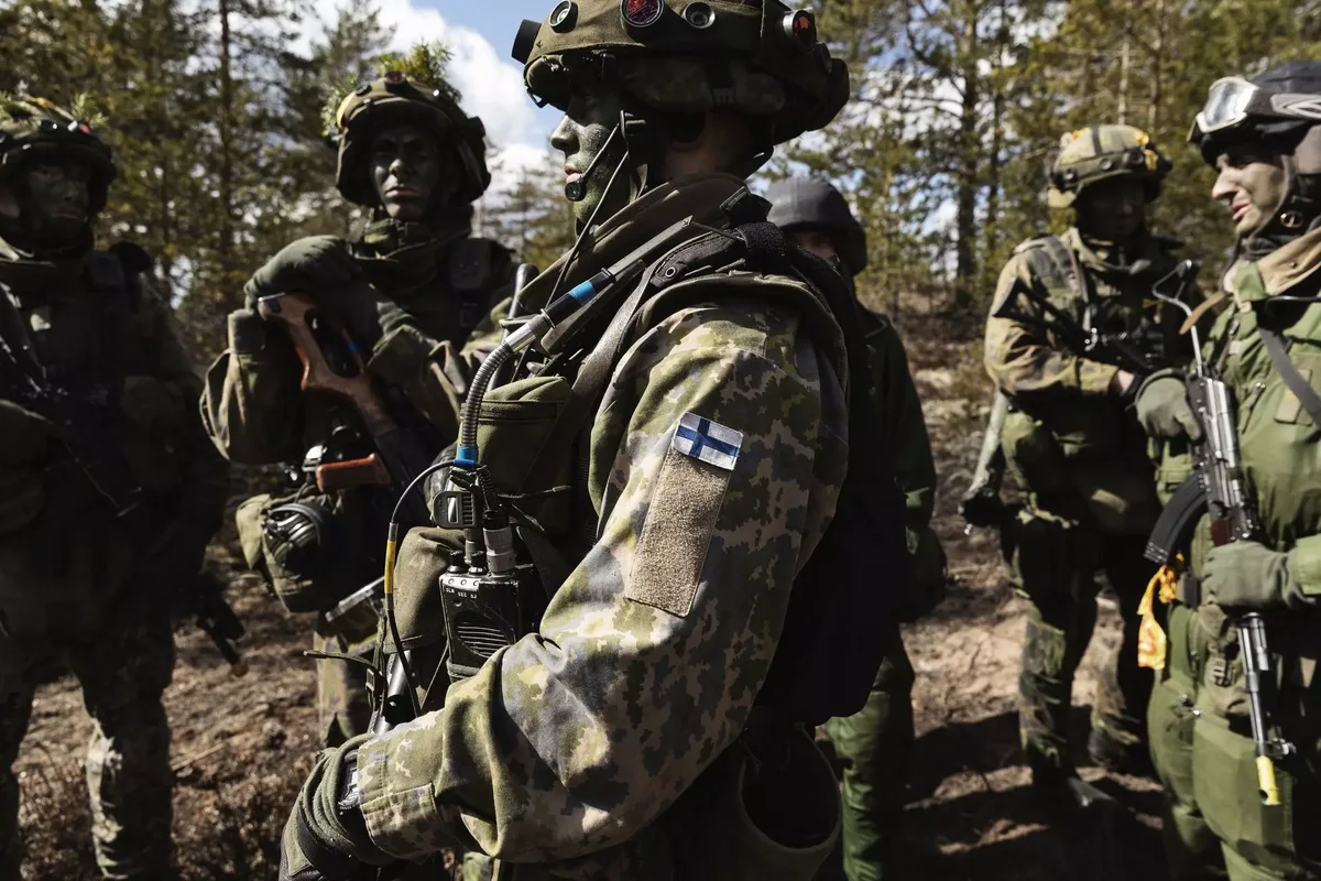 Finlandiya ordusu Rusiya sərhədinə yaxın təlimlərlə başlayıb