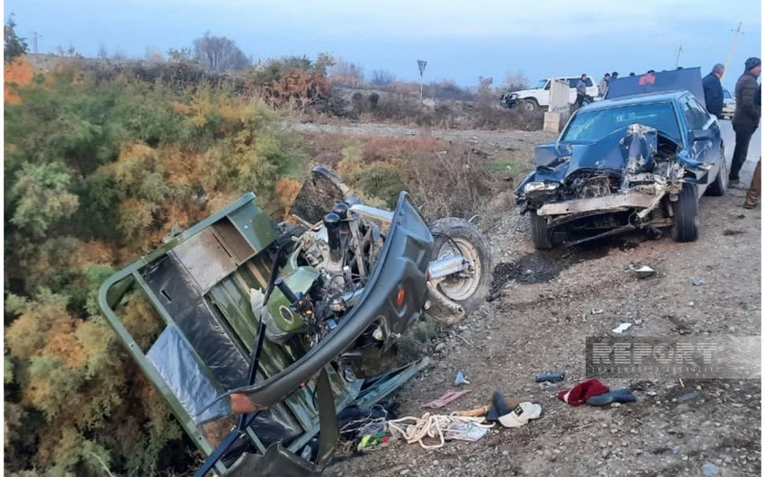 Kürdəmirdə ağır yol qəzası olub: Ölən var FOTO