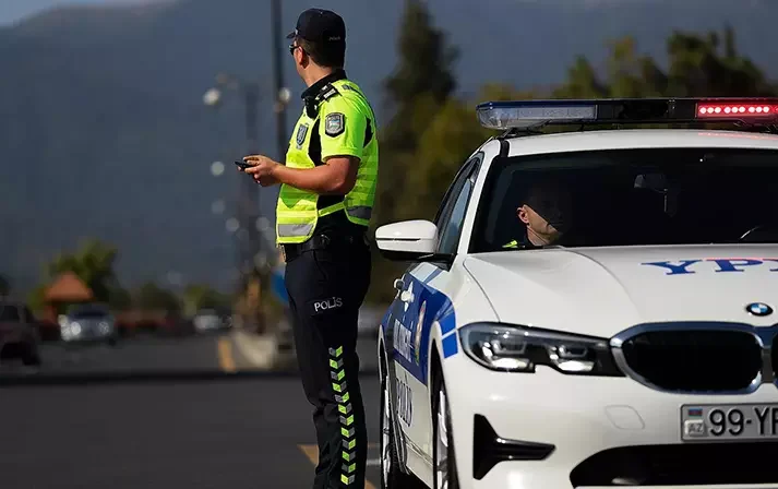 Baş Dövlət Yol Polisi İdarəsinin əlverişsiz hava şəraiti ilə bağlı sürücülərə müraciət edib