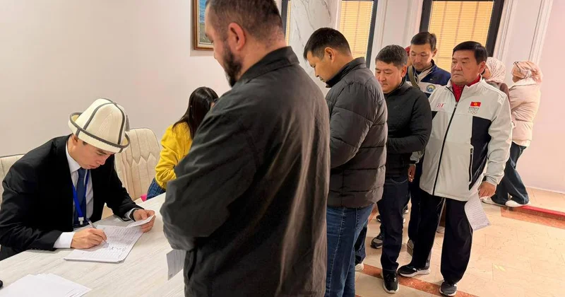 В Кыргызстане явка на выборы к 14:00 составила 19%