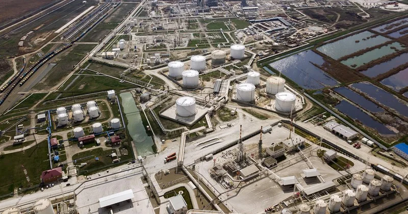 Атакован еще один российский нефтезавод