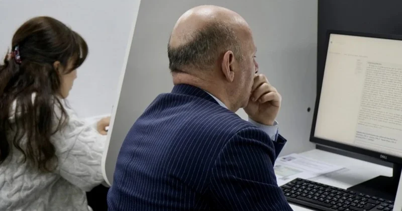 Noyabrın 30 da Dövlət İmtahan Mərkəzində hakimliyə namizədlərlə yazılı imtahan keçirilib