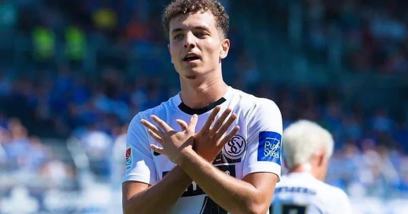 Almaniya nəhəngi hücum xəttini gücləndirir