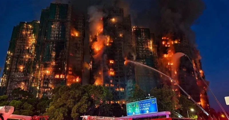 Число жертв пожара в Гонконге выросло до 146 человек