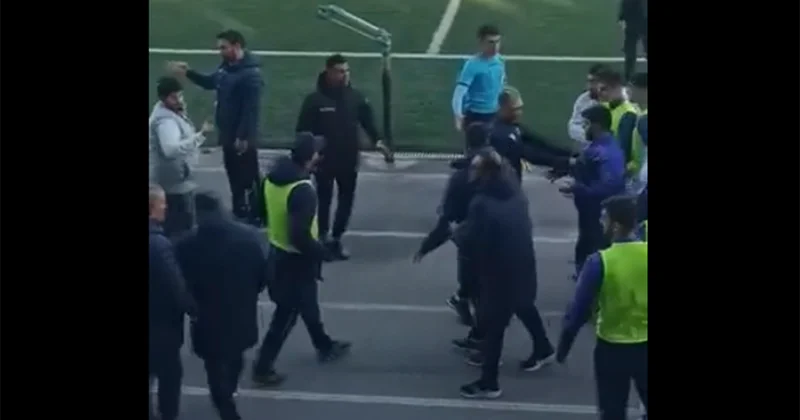 Ayxan Abbasovla Saşa İliç arasında qalmaqal Hakim onları meydandan qovdu+Video