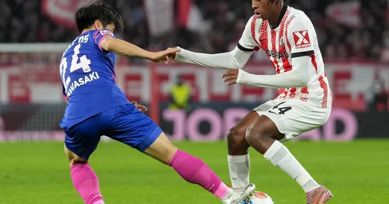 “Frayburq” “Maynts”ı darmadağın etdi 4:0