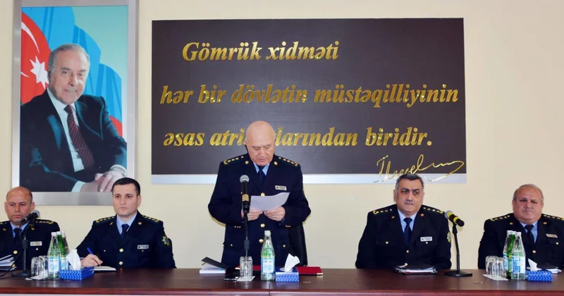 А ведь забыли главного Мехтиева наше поле зрения