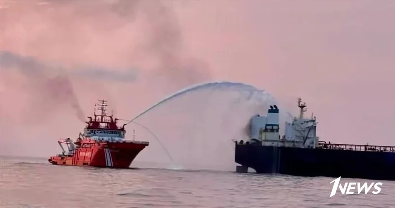 Минтранспорта Турции: Пожар на танкере Kairos потушен