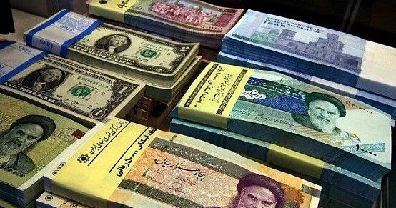 İranda dollar rekord həddə bahalaşdı