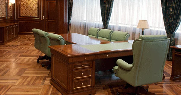 Vəzifə bilik, səviyyə və məsuliyyət tələb edir