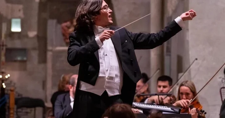 Внук Бюльбюля стал дирижёром Азербайджанского государственного симфонического оркестра