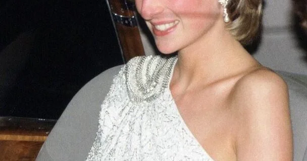 Şahzadə Diananın sevimli saatları FOTOlar