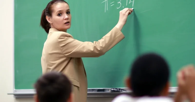 Сократится ли число учителей из за перехода на 8 часовой график? ОФИЦИАЛЬНЫЙ ОТВЕТ