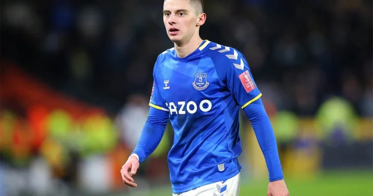 İspaniya klubu Ukrayna millisinin üzvünü istəyir