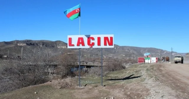 Laçının azadlığının 5 ili tamam olur