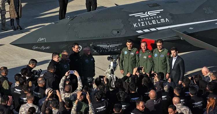 Видит, не будучи видимым, поражает, не будучи пораженным в Турции испытали KIZILELMA