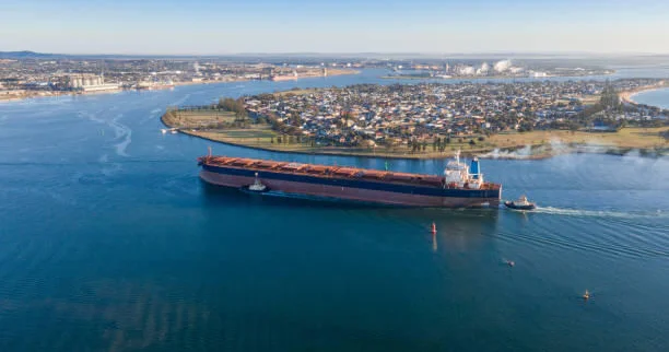 Экопротест в Австралии парализовал работу порта