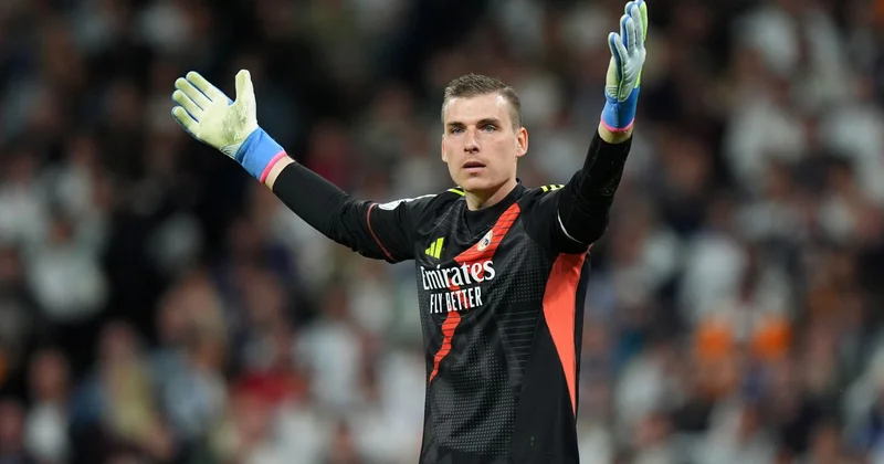 Andrey Lunin İtaliya yolunda