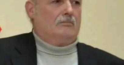 Azərbaycanlı məşhur diaspor rəhbəri kimsəsizlər məzarlığında dəfn olunub FOTO