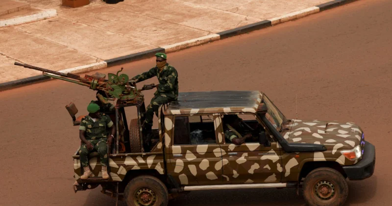 Оказывается, кокаиновый переворот горячая тема