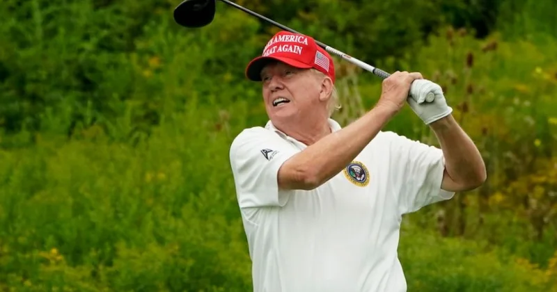 Трамп ушел на гольф, пока в Майами решают судьбу мирного плана