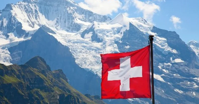 Швейцарцы отвергли новые налоги и всеобщую гражданскую службу