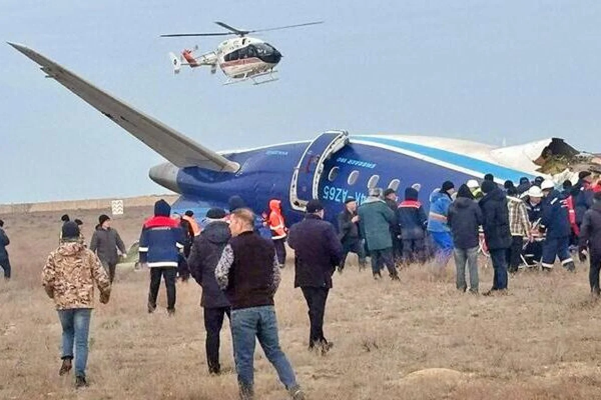 Еще троих, выживших в подбитом самолете AZAL доставят в Баку Haqqin