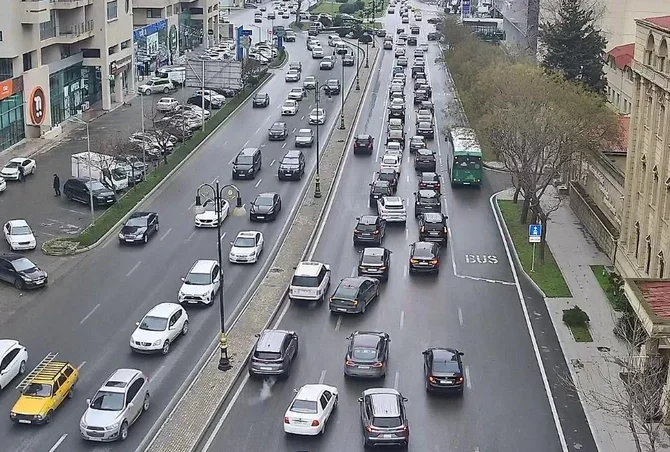 Bakıda bu yollarda sıxlıq var SİYAHI Xəbər saytı Son xəbərlər və Hadisələr