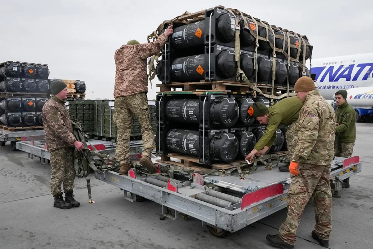 США передают Украине сотни тысяч боеприпасов и ракет Haqqin