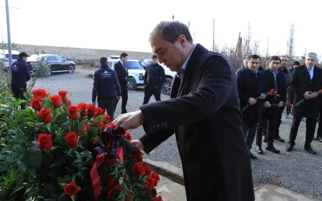 Niyazi Bayramov Milli Qəhrəman Hökümə Əliyevanın yas mərasimində iştirak etdi FOTOLAR