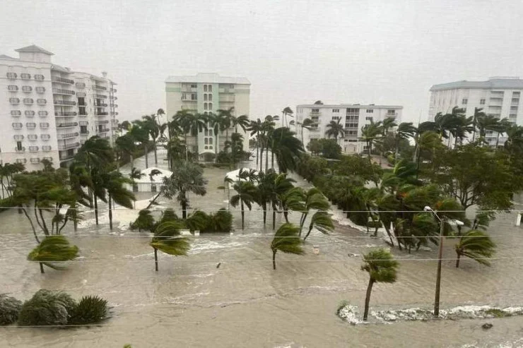 ABŞda 40a yaxın tornado yaranıb, ölənlər var