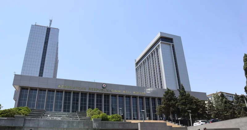 Milli Məclis İlham Əliyev və Mehriban Əliyevaya təbrik məktubu göndərdi