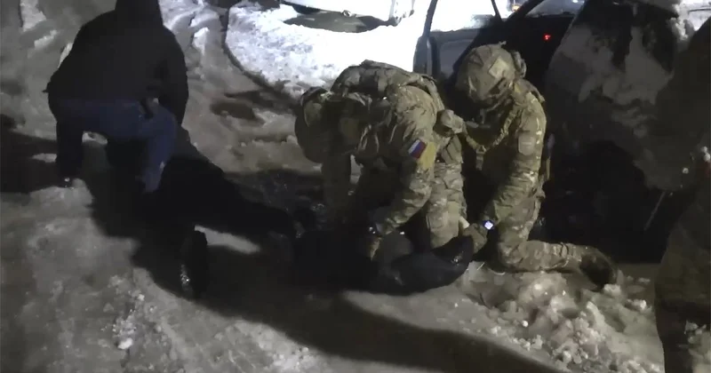 “Mənə Milad ağacını yandırmağımı dedilər...”