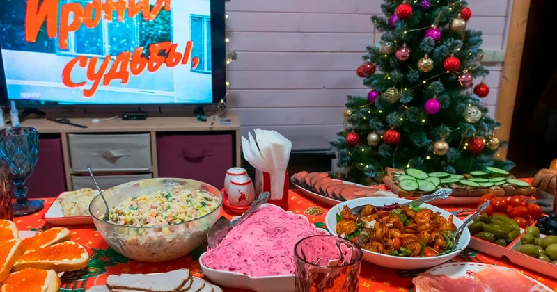 Цена встречи с Новым Годом в Баку: 214 долларов! новогодняя