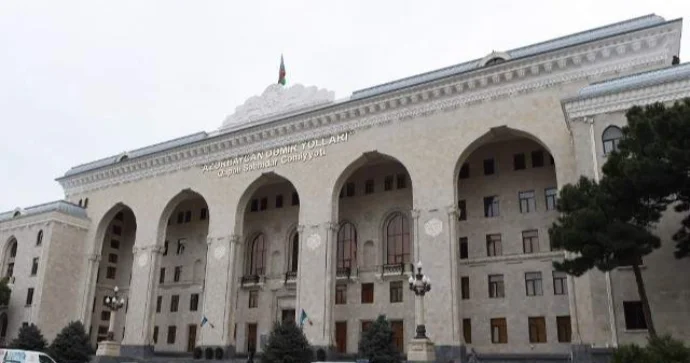 ADY istiqrazlarına 331 investor maraq göstərib