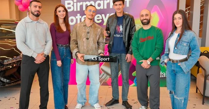 Birmarketdən növbəti böyük hədiyyə: Kia K5 Sport qalibə təqdim olundu